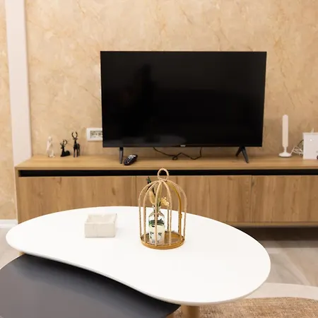 Apartmán Luxury Center - Free Parking Tirana
