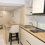 Luxury City Center Apartment - Free Parking *