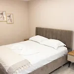 Luxury City Center Apartment - Free Parking *