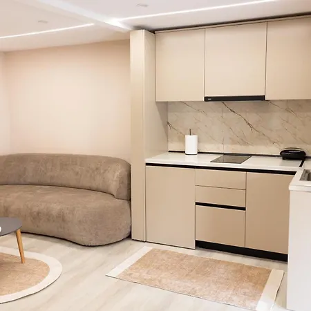 Appartement 3 Min To Center Stylish Stay's Tirana