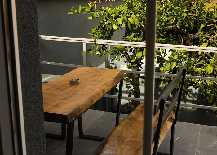 公寓 Luxury City Center Apartment - Free Parking 地拉那